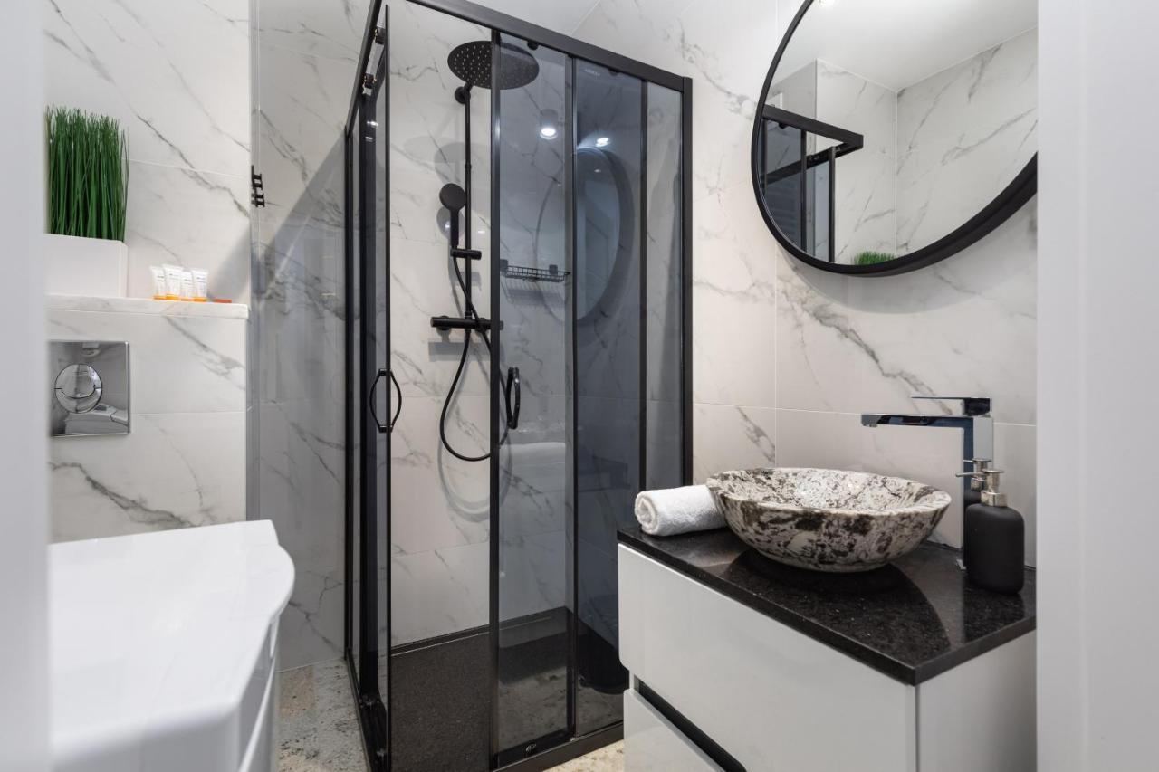 Kapitanski Mostek Apartments Kolobrzeg By Noclegi Renters Kültér fotó